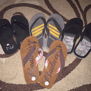 4 flip flop new never worn
